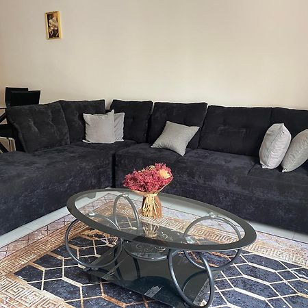 Apartamento T2 Equipado E Aconchegante. Praia Bagian luar foto
